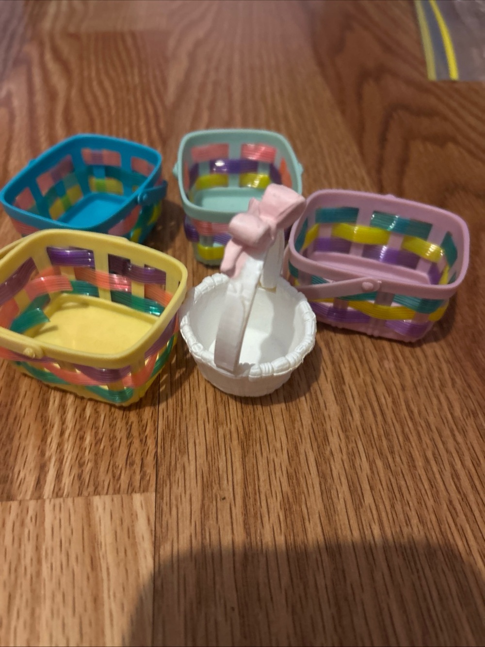 Hand Crafted Pastel Mini Basket Set in Yellow Pink Blue Purple White